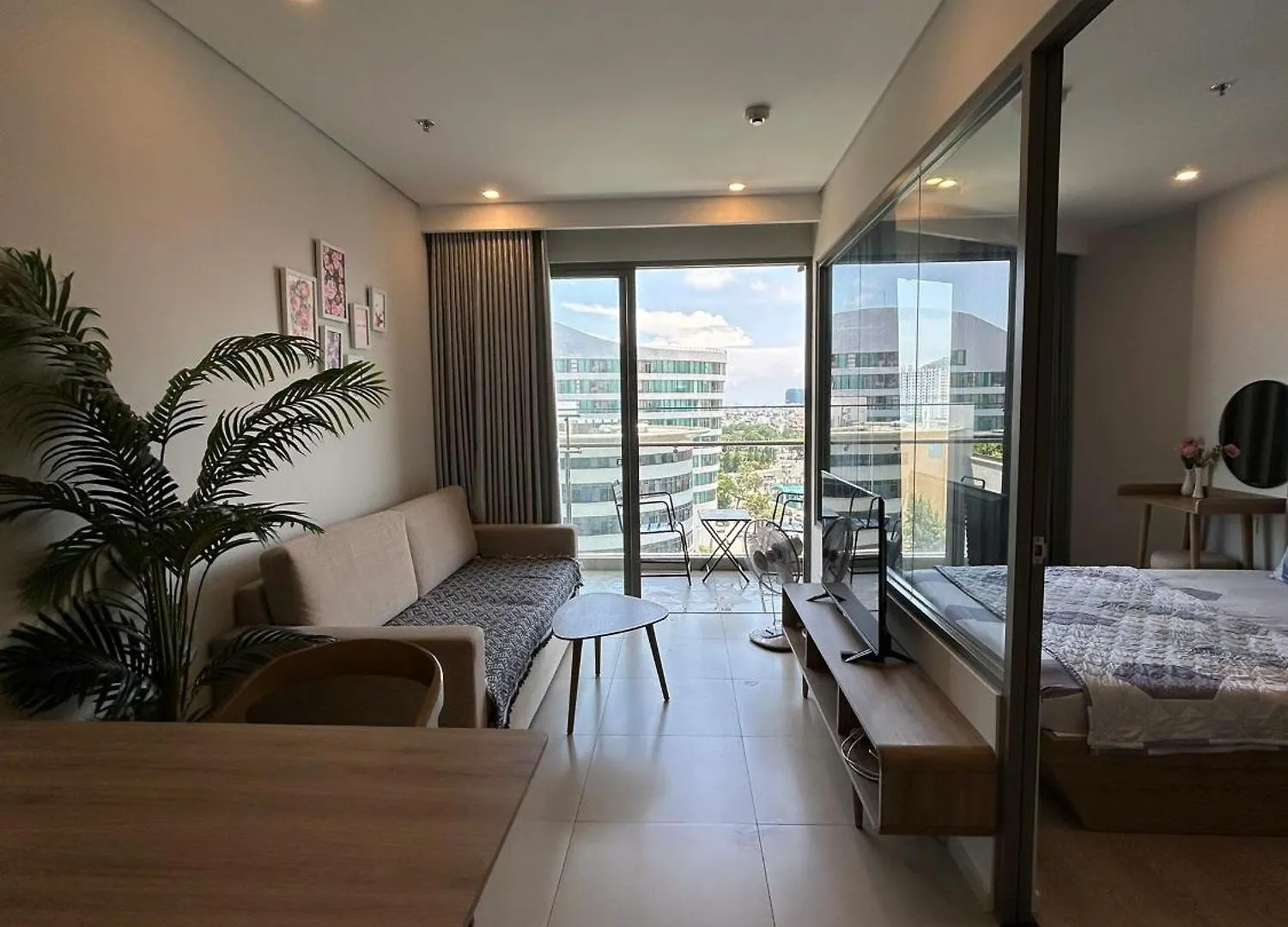Aparthotel The Song Condotel Vung Tau - Phuong Homestay Vietnam